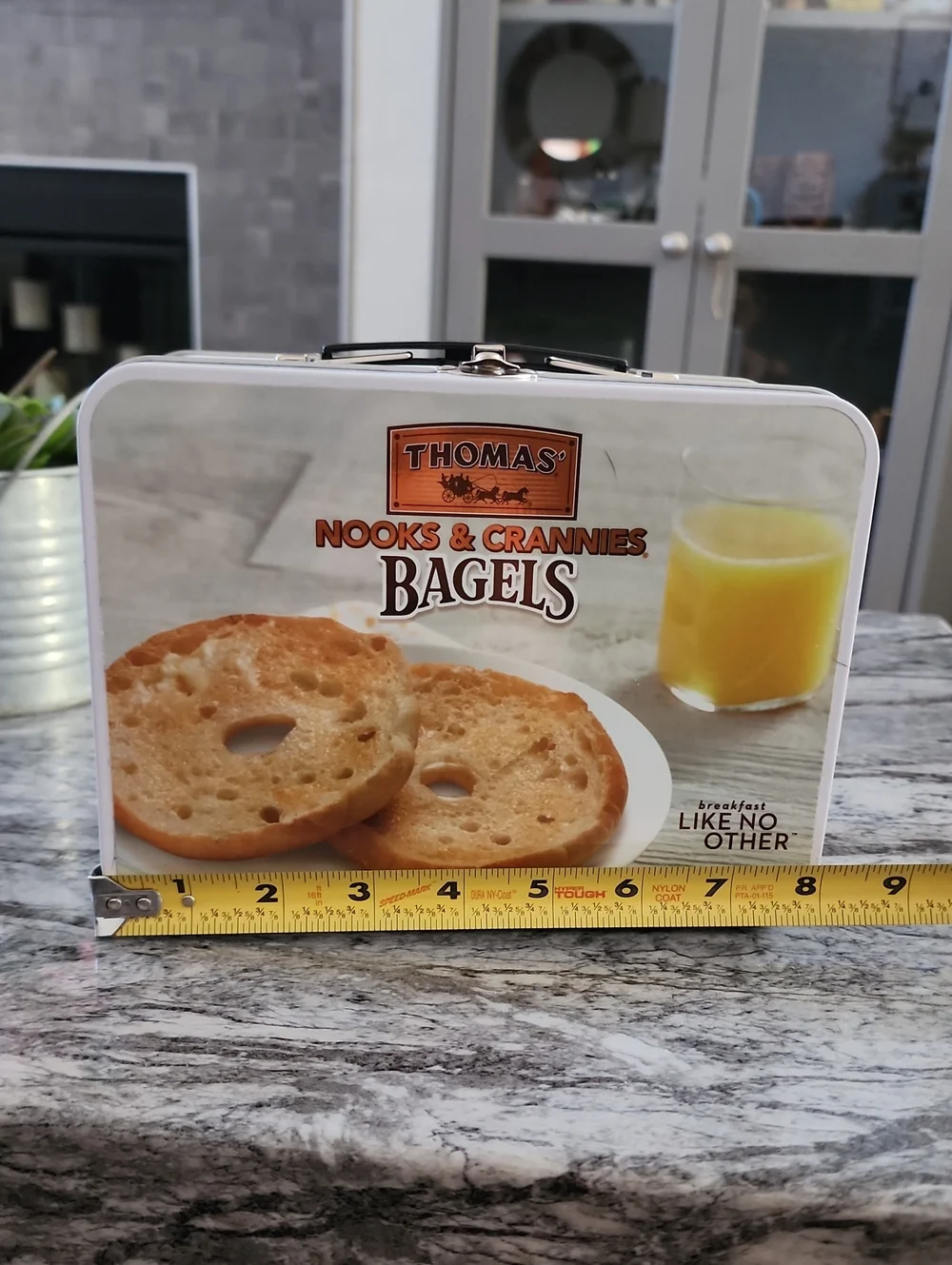 Thomas Nooks & Crannies Bagel Lunch Box. New!